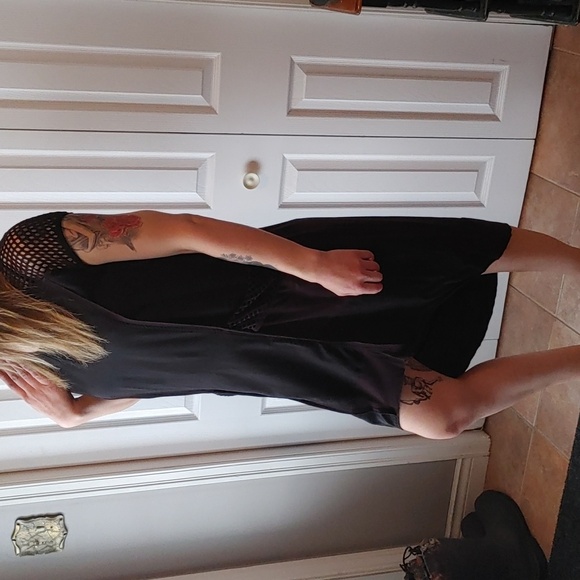 Athena Marie Black Oversized Pocket Dress - Picture 3 of 9